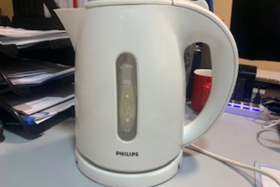 Електрочайник Philips