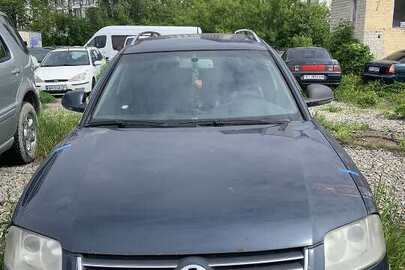 Конфісковане майно за рішенням суду: транспортний засіб марки: VOLKSWAGEN, модель: PASSAT, 2005 року випуску, номер кузова: WVWZZZ3BZ5E132825, ДНЗ: АТ8799СМ, колір - синій