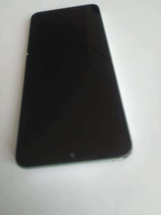 Конфісковане майно: мобільний телефон марки''REDMI'' салатового кольору, IMEI №1: встановити немає можливості, б/в