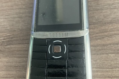 Мобільний телефон марки "Nokia", у якому містяться сім-картки операторів мобільного зв'язку ТОВ "Лайфселл", ПрАТ "МТС Україна" та ПрАТ "Київстар"