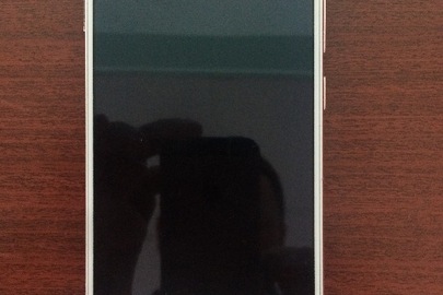 Мобільний телефон марки «XIAOMI REDMI 4X», з карткою мобільного оператора «Київстар» із абонентським номером 098-918-47-55, б/в