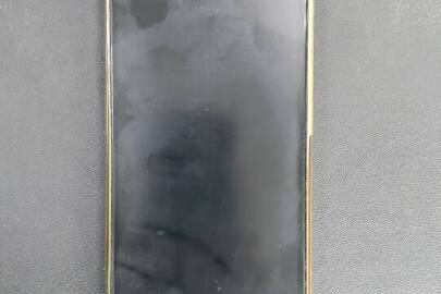 Мобільний телефон марки "Motorola G30" з силіконовим чохлом, б/в