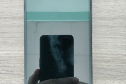 Конфіскація майна за рішенням суду: мобільний телефон «Redmi Note 8T», іmei 1: 865207040794450/00, imei 2: 865207040794468/00, у чохлі чорного кольору, в якому знаходиться сім-карта оператора мобільного зв'язку «Київстар», бувший у використанні