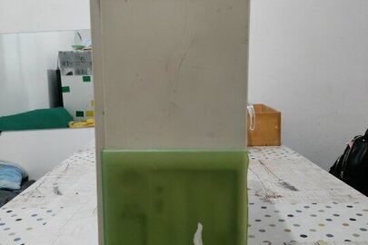 Конфіскація майна за рішенням суду: системний блок з маркувальними написами Siemens Scenic PRO D7, бувший у використанні