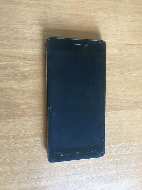 Мобільний телефон марки Xiaomi, б/в