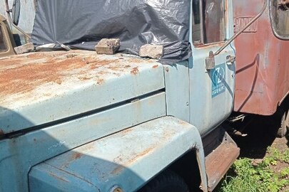Вантажний фургон ГАЗ 3307, ДНЗ 05024НР, 1992 р.в., синього кольору, шасі (кузов, рама) № XTH330700N1445136