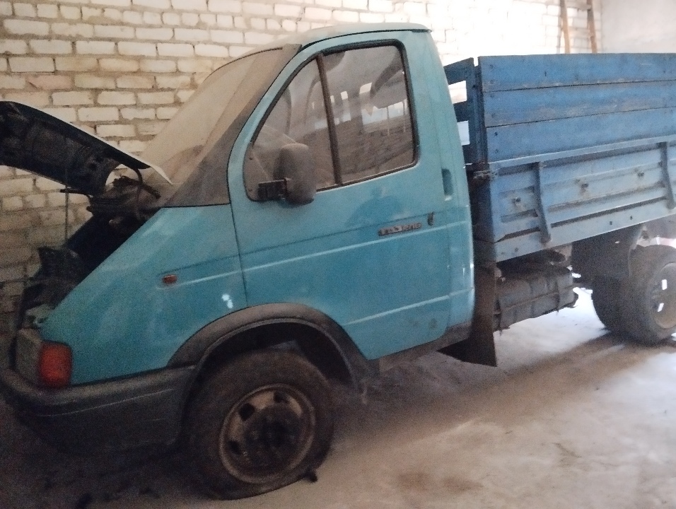 Вантажний фургон ГАЗ 33021, ДНЗ 05314НР, 1995 р.в., синього кольору, шасі/VIN  № XTH330210S1537116