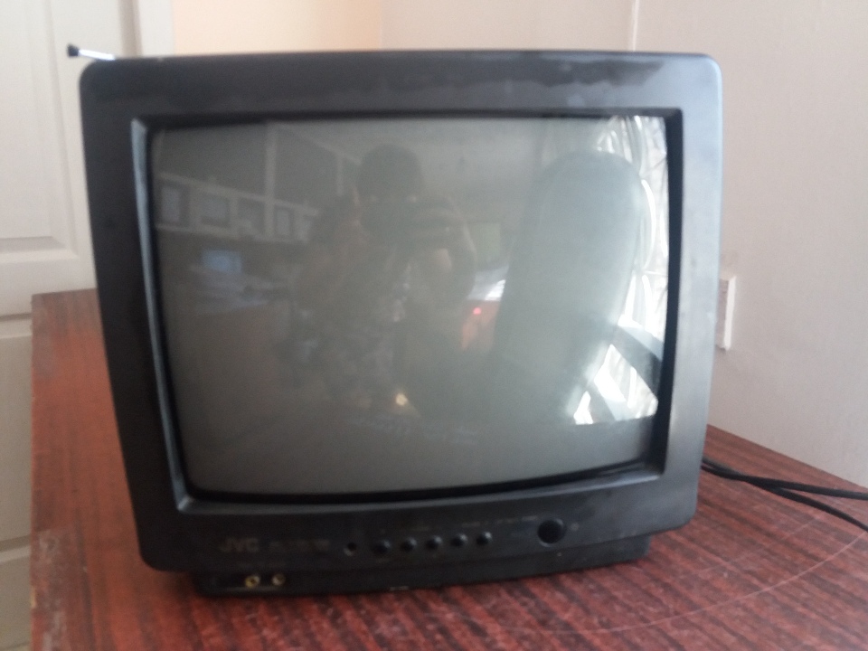 Телевізор JVC модель AV - 1410ЕЕ