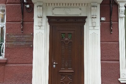 Офісні приміщення загальною площею 74.6 кв.м, розташовані за адресою м. Херсон, площа Свободи, 5