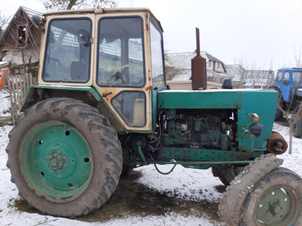 Трактор колісний ЮМЗ-6, 1987 р.в., заводський номер 524282, зеленого кольору, ДНЗ: 12650СА