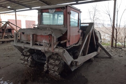 Навантажувач ПТС-77, 1989 р.в., заводський номер 550912, червоного кольору, ДНЗ: 15654СА