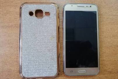 Мобільний телефон «Samsung J5», золотистого кольору з чохлом та сім-картою «Vodafon», IMEI 357950070959361/01, 35800007095936/01