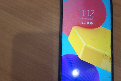 Конфісковане майно за рішенням суду: мобільний телефон марки «SAMSUNG Galaxy M13», б/в