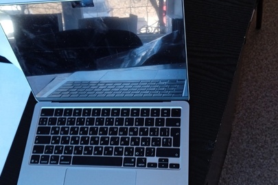 Конфісковане майно за рішенням суду: ноутбук марки  MacBook Air  A3240, серійний номер KV9G9743VG, б/в