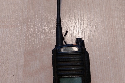 Радіостанція DIGITAL MOBILE RADIO UV 0 RPLUS - 1 штука, б/в