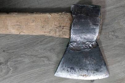 Конфісковане майно за рішенням суду: Сокира, б/в