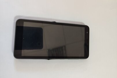 Конфісковане майно за рішенням суду: мобільний телефон марки "ZTE Blade L9" з сім-картою оператора мобільного зв’язку +380987681498, б/в