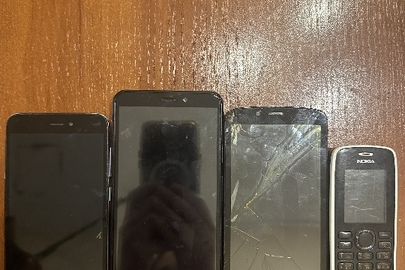 Мобільні телефони марки " Xiaomi", "Honor","Nokia", "Huawei" у кількості 4 шт., б/в