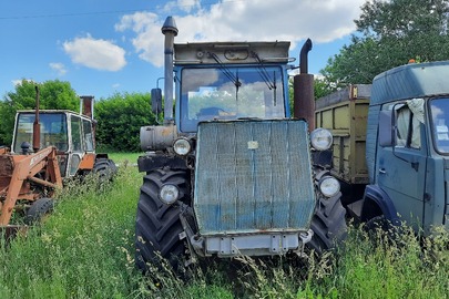 Трактор  колісний марки ХТЗ - 17221, 2006 року випуску, заводський № 1749, двигун № 60201897, реєстраційний номер AІ08342