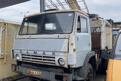 Колісний транспортний засіб, марки КАМАЗ, моделі 55111, тип – спеціальний вантажний, 1998 року випуску, шасі № XTC551110T1098533, реєстраційний номер 7886КХВ
