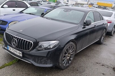 Колісний транспортний засіб марки Mercedes-Benz, модель E 350 , тип – загальний легковий седан - В, 2017 року випуску, шасі № WDD2130331A247368, реєстраційний номер КА7599НМ