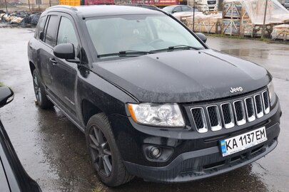 Колісний транспортний засіб марки Jeep, модель Compass, тип – загальний легковий універсал - В, 2013  року випуску, шасі № 1C4NJDBBXDD276838, реєстраційний номер КА1137ЕМ 