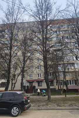 4/5 частка трикімнатної квартири загальною площею 66,9 м.кв. за адресою: Львівська обл., м. Львів, вул. Шевченка, будинок 358Б, квартира 52