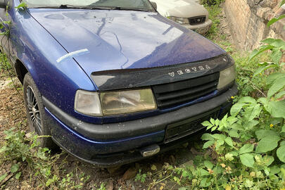 Легковий автомобіль OPEL VECTRA, 1992 року випуску, державний номерний знак АЕ4365РС, VIN/Номер шасі (кузова, рами): W0L000089NV118835, колір синій