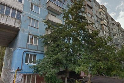 1/4 частина квартири, загальною площею 82,5 кв.м., що розташована за адресою: Дніпропетровська обл., м. Дніпро (попередня назва Дніпропетровськ), вул. Космонавтів, буд.4, кв.96