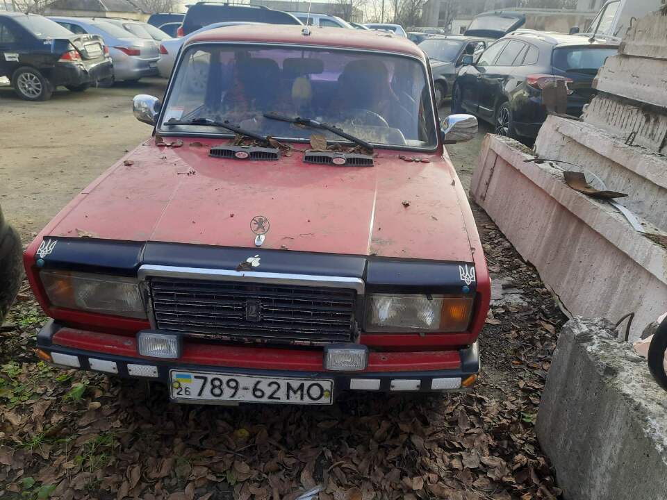 Легковий автомобіль ВАЗ 2107, 1986 року випуску, державний номерний знак 78962МО, № кузова: XTA210700G0195277