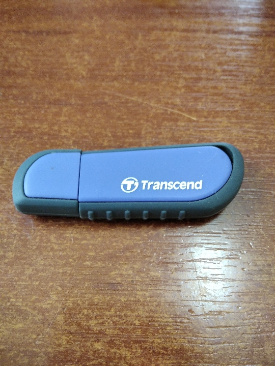 Флеш-карта ємністю 4 Gb марки «Transcend»