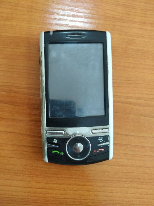 Мобільний телефон Samsung SGH-i710