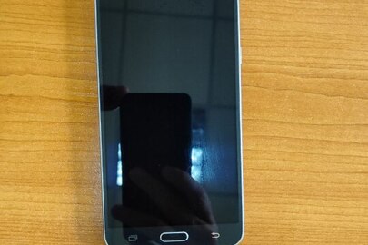 Мобільний телефон Samsung J710