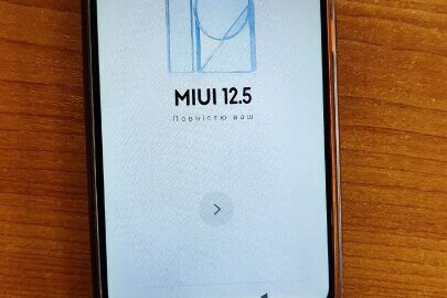 Мобільний телефон Xiaomi Redmi 8A, б/в