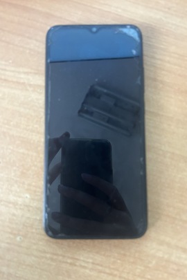 Конфісковане майно за рішенням суду: мобільний телефон марки «Xiaomi Redmi 9A» IMEI1: 863968056362803/78, IMEI2: 863968056362811/78 , в корпусі чорного кольору, б/в