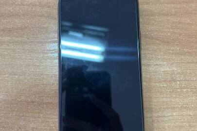 Конфісковане майно за рішенням суду: мобільний телефон марки "APPLE" моделі "IPHONE 11 PRO" , золотистого кольору, imei-код1: 353235104948943, imei-код2: 323235104831149, із сімкартою, б/в