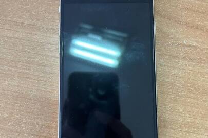 Конфісковане майно за рішенням суду: мобільний телефон марки "Apple моделі iPhone6S" IMEI: 358566071072597, в корпусі золотого кольору, б/в