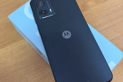 Конфісковане майно за рішенням суду: мобільний телефон марки "Motorola" модель "moto g 53, ІМЕІ1: 359010623461692 , ІМЕІ2: 359010623461700 із сім-картою оператора мобільного зв`язку ПрАТ «Київстар», б/в