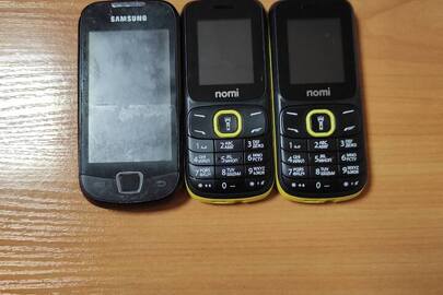 Телефони «Nomi» 2 шт., «Samsung» 1 шт. б/в