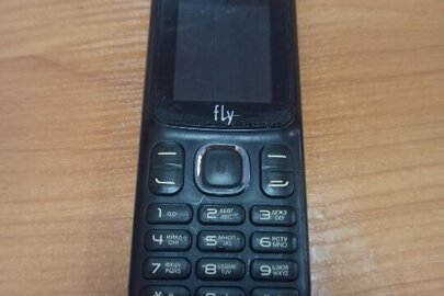 Мобільний телефон "Fly", б/в, 1 шт.