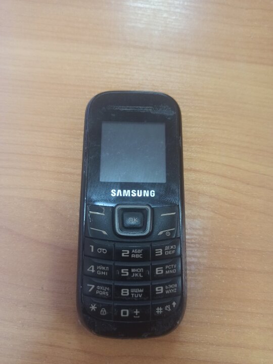 Мобільний телефон марки «Samsung»  б/в, 1 шт.