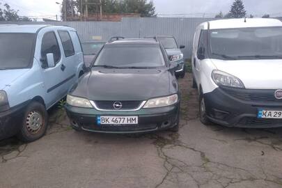 Легковий автомобіль марка: OPEL, модель: VECTRA, VIN: W0L0JBF3511032048, номерний знак: BK4677HM, колір: зелений, рік виробництва: 2000