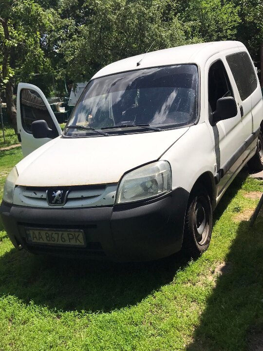 Колісний транспортний засіб PEUGEOT PARTNER, ДНЗ :АА8676РК, 2007 року випуску, VIN  VF3GB9HWC96251466, білого кольору 