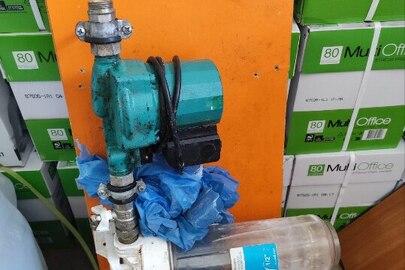 Конфіскація майна за рішенням суду: Електричний насос зеленого кольору та два фільтри установки, б/в
