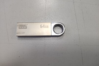 Конфіскація майна за рішенням суду: флеш накопичувач Goodram 64gb, б/в