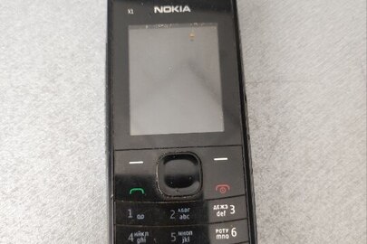 Конфіскація майна за рішенням суду: телефон Nokia X1, б/в