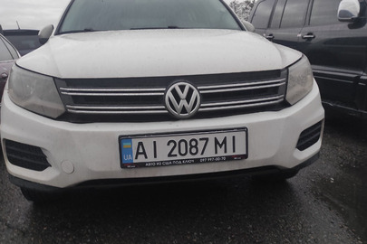 Транспортний засіб марки Volkswagen модель Tiguan,номер шасі (кузова,рами) WVGAV3AX6EW597870, 2014 року випуску, тип - легковий – загальний універсал, колір - Білий, державний номер АІ2087МІ
