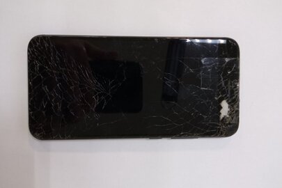Мобільний телефон "Xiaomi" чорного кольору,бувший у користуванні