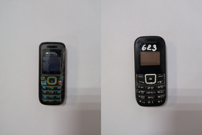 Мобільні телефони Nokia та Nomi чорного кольору,бувші у користуванні