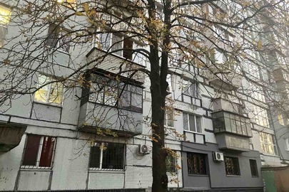 1/2 частини двокімнатної квартири № 51 загальною площею 49,1 кв.м., за адресою: м. Дніпро, вул. Коробова, буд. № 2